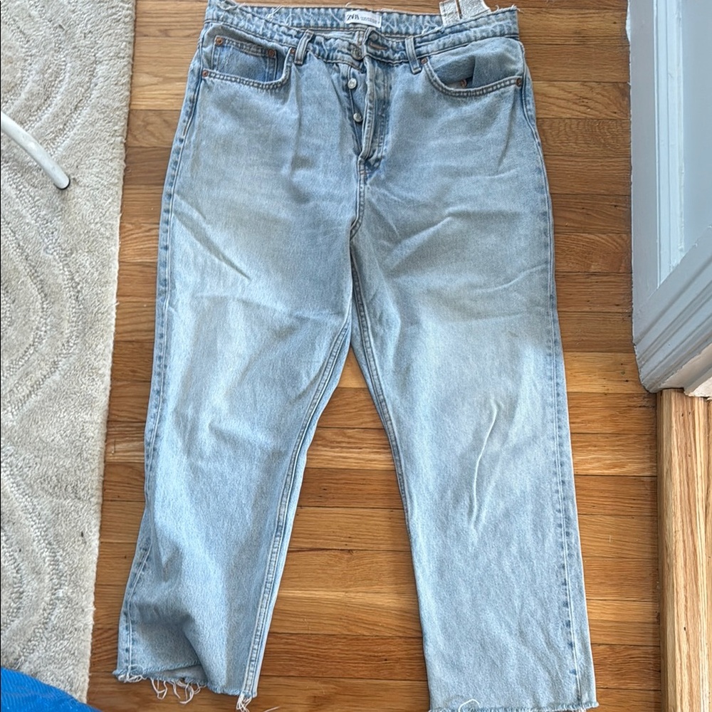 Zara Light Blue Denim mom Jeans